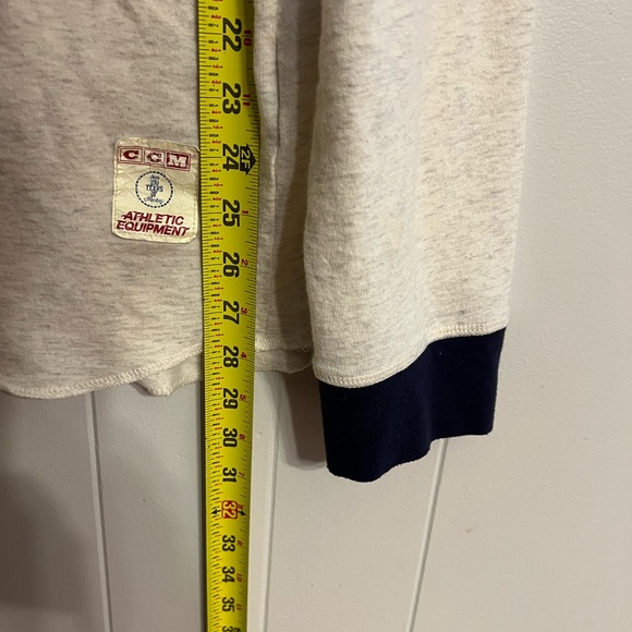 CCM authentic‎ equipment buffalo Sabres long-sleeved shirt Size M NWOT - Picture 9 of 9